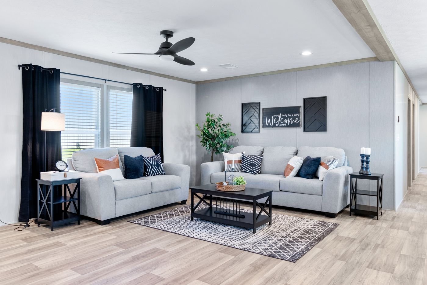 Independent / Anatolia XL SLT28683AH — manufactured home photo 7 at Texas Home Outlet in Huffman, TX
