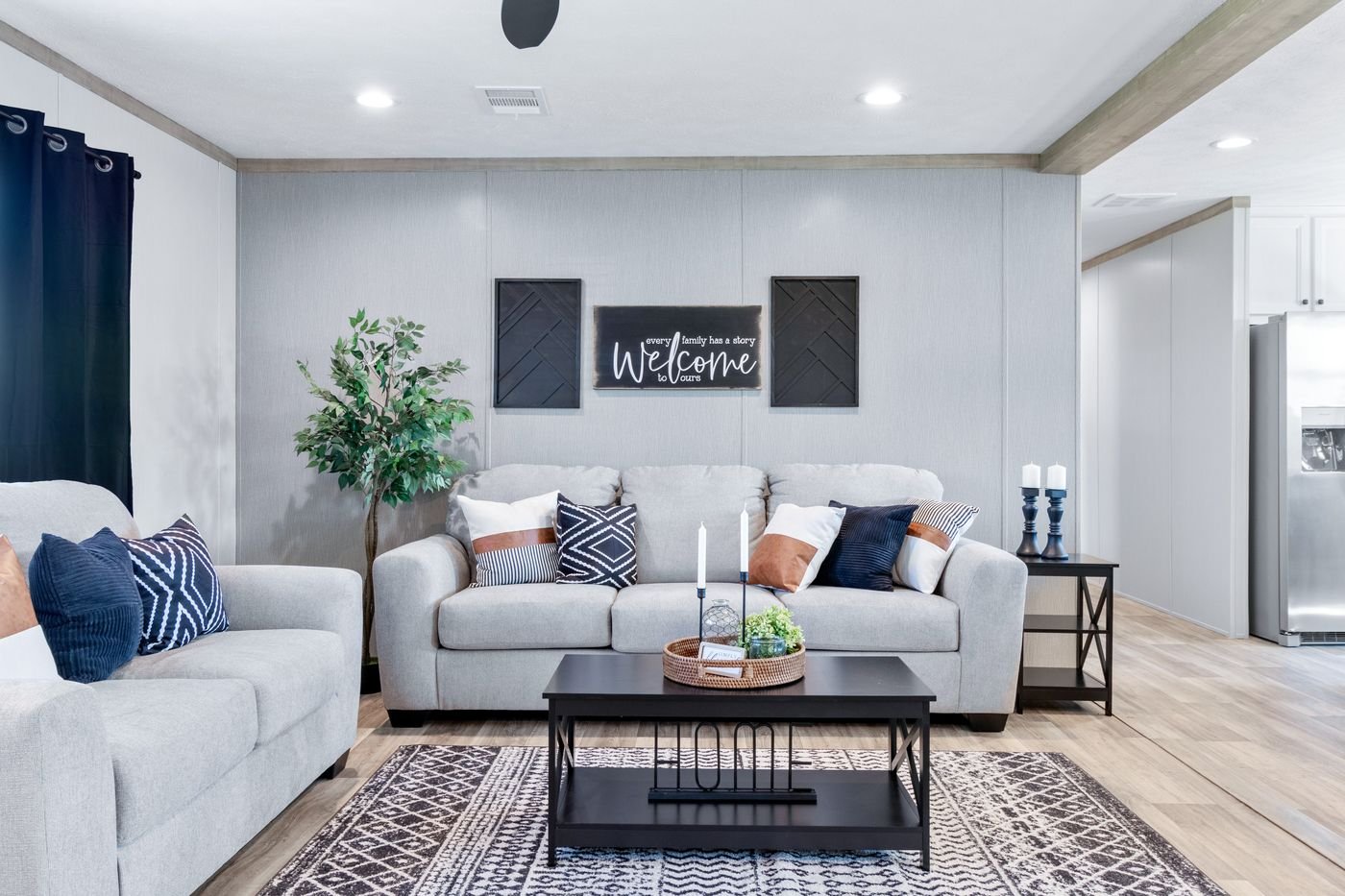 Independent / Anatolia XL SLT28683AH — manufactured home photo 13 at Texas Home Outlet in Huffman, TX
